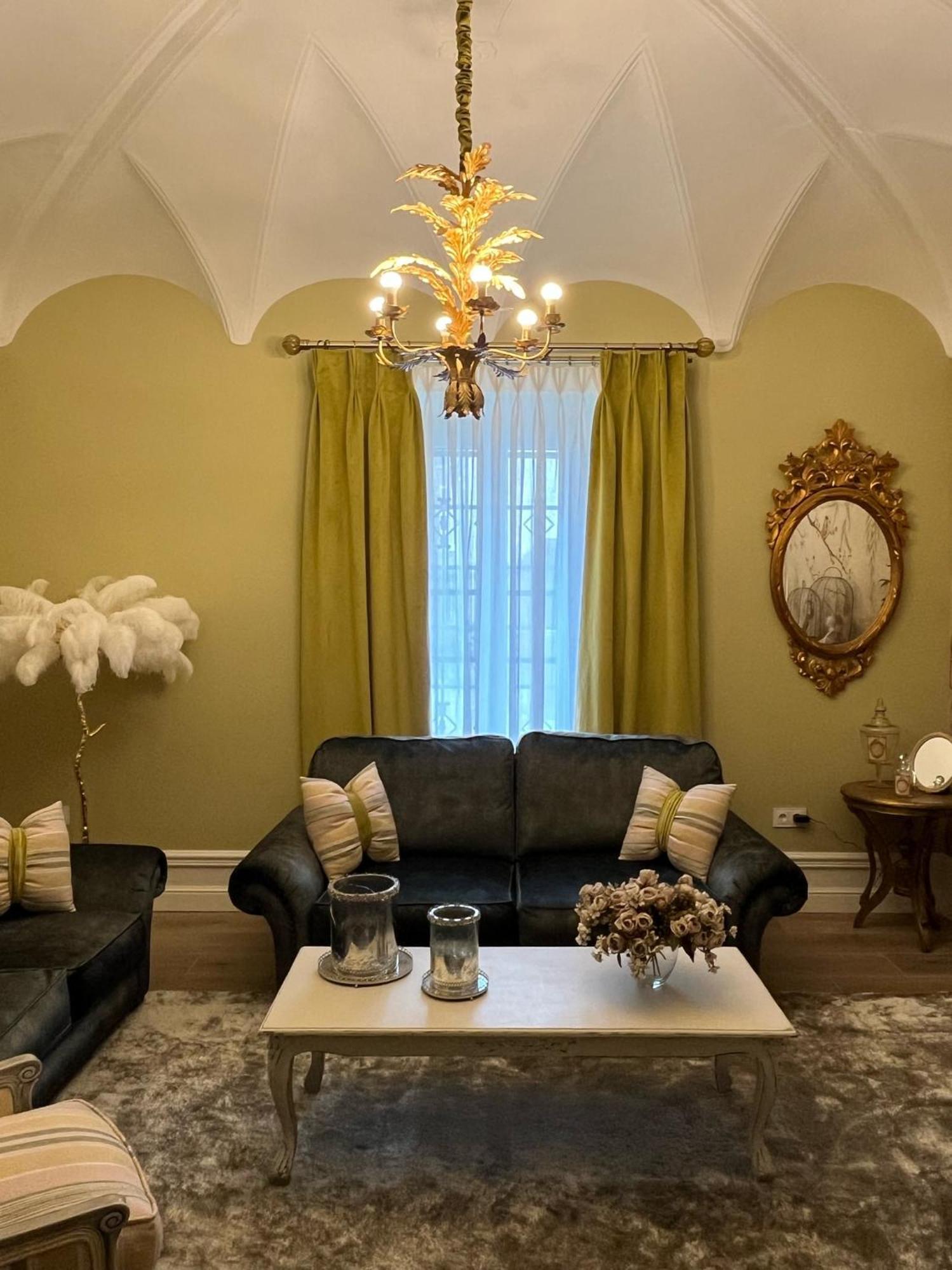 Hotel Boutique Iulia 5 Estrellas Medina de las Torres Ngoại thất bức ảnh