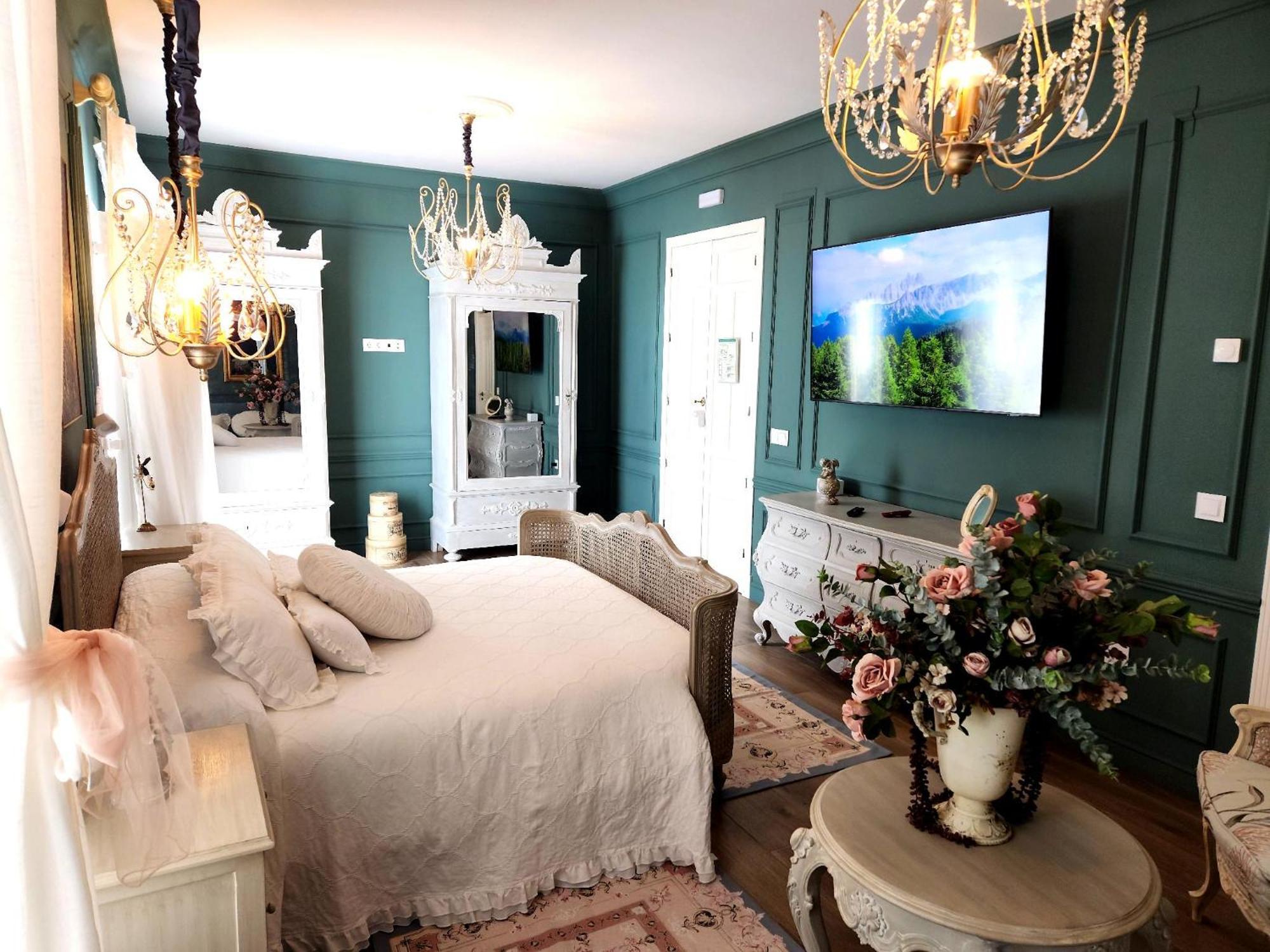 Hotel Boutique Iulia 5 Estrellas Medina de las Torres Ngoại thất bức ảnh